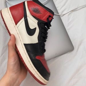 Jordan 1 bred toe size 6.5y in red, (dirty) white, and black colorway